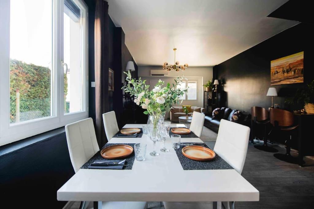 Jolie Maison Sur Orleans, Parking & Climatisation المظهر الخارجي الصورة